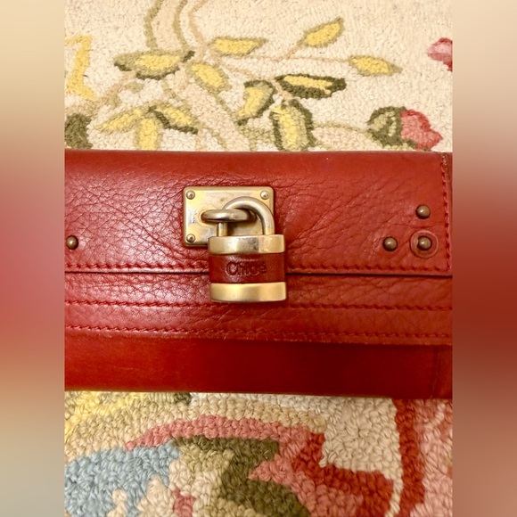 CHLOE Vintage Paddington Red Leather Bi-Fold Long Wallet W/ KEY AND LOCK - Picture 5 of 16